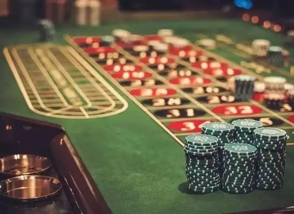 Layar pengguna vipwin88 menikmati taruhan online melalui ponsel